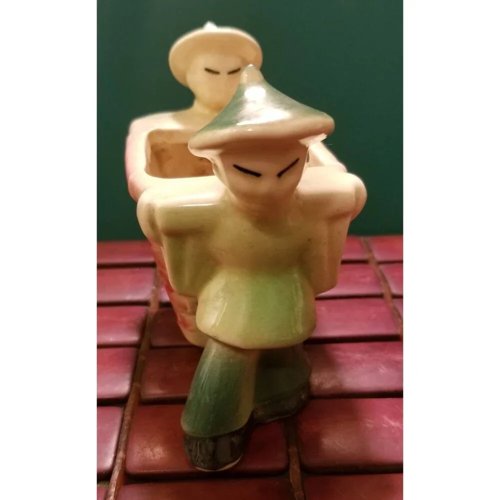 Vintage Ceramic Vase Planter Asian Men In Traditional Costumes